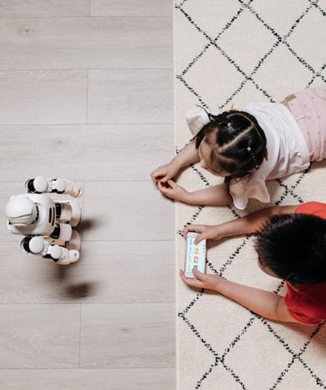 Kids with robot
